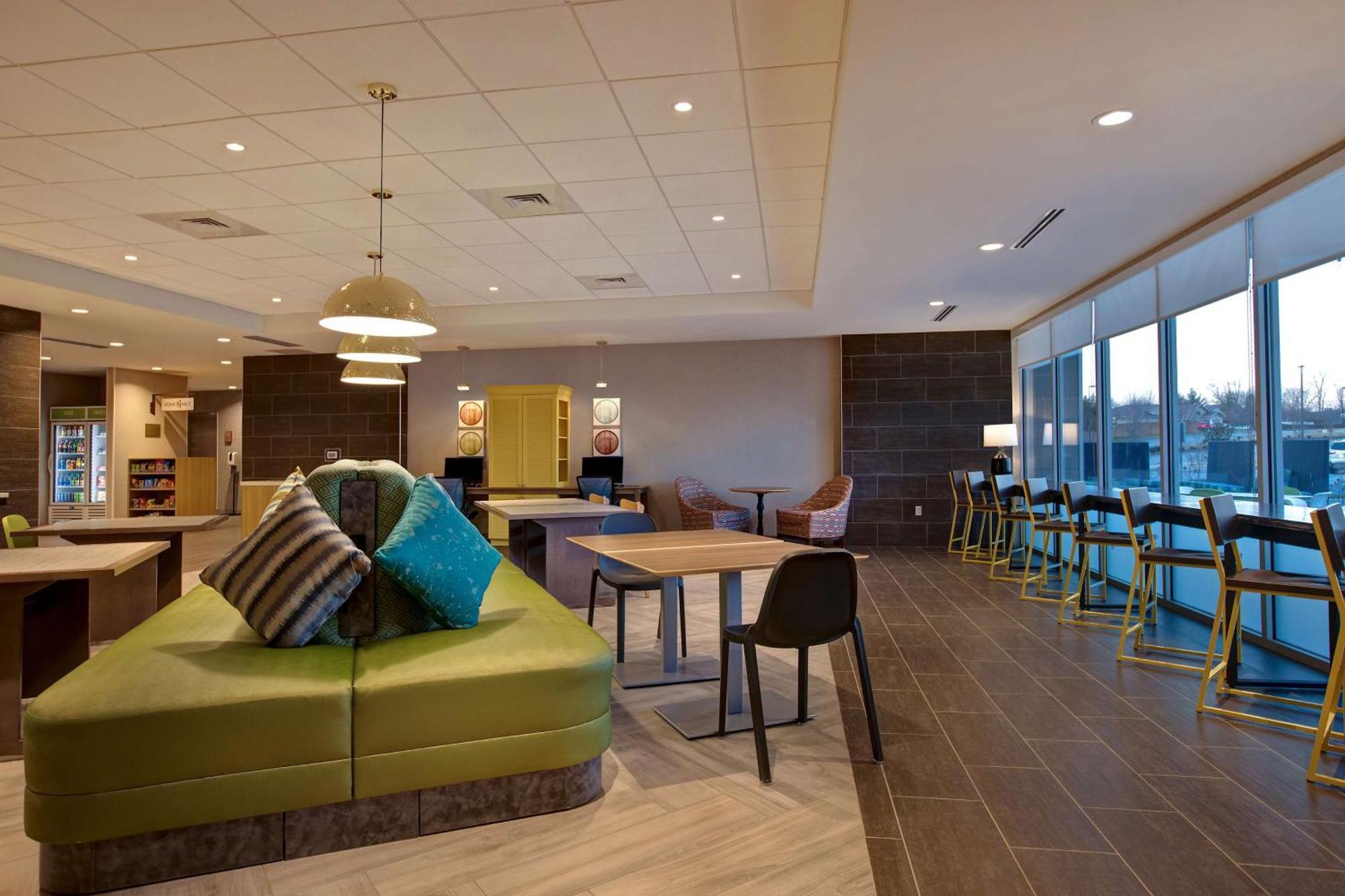 Home2 By Hilton Hamburg 3*