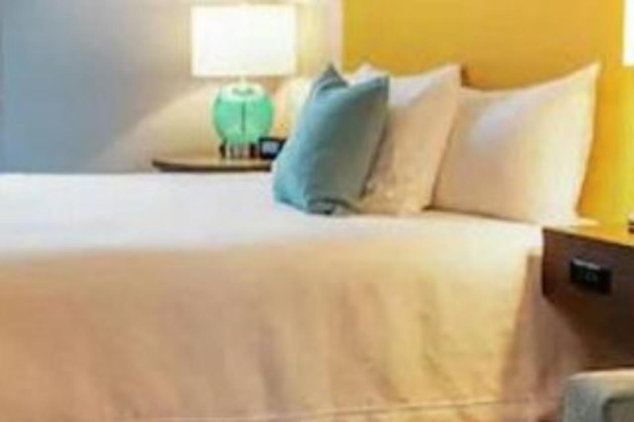 Hotel Home2 By Hilton Hamburg 3*